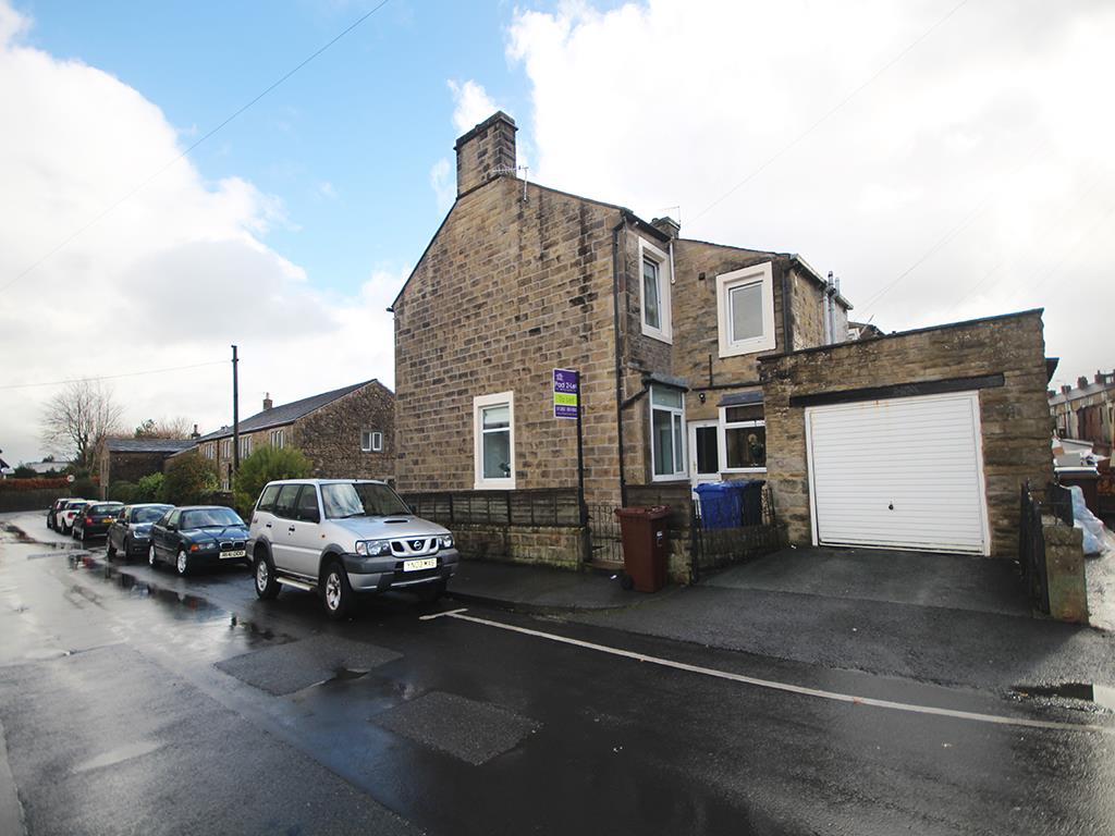 3 bedroom end terrace house To Let in Barnoldswick - IMG_0170.jpg